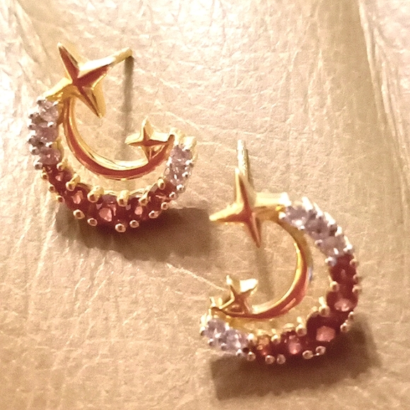 Jewelry - MOZAMBIQUE GARNET, NATURAL WHITE ZIRCON CELESTIAL EARRINGS